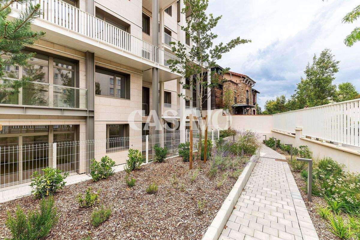 Appartement à ISSY-LES-MOULINEAUX