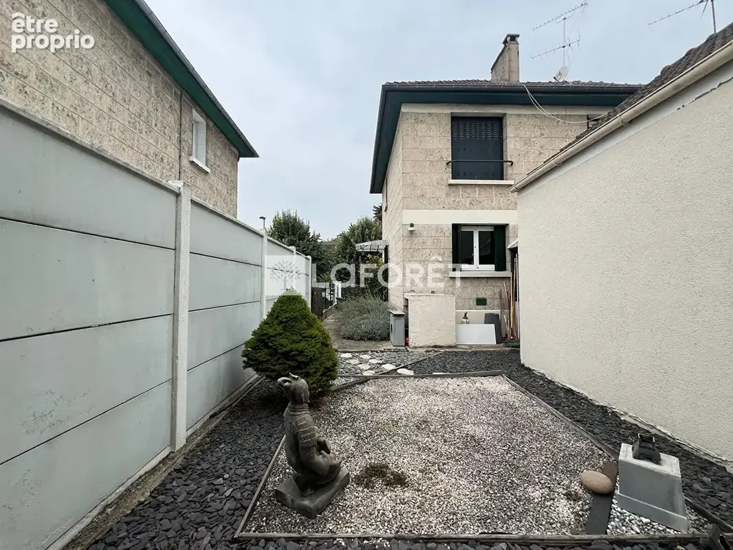 Maison Saint Denis 6 pièce(s) 181.66 m2 - photo 13