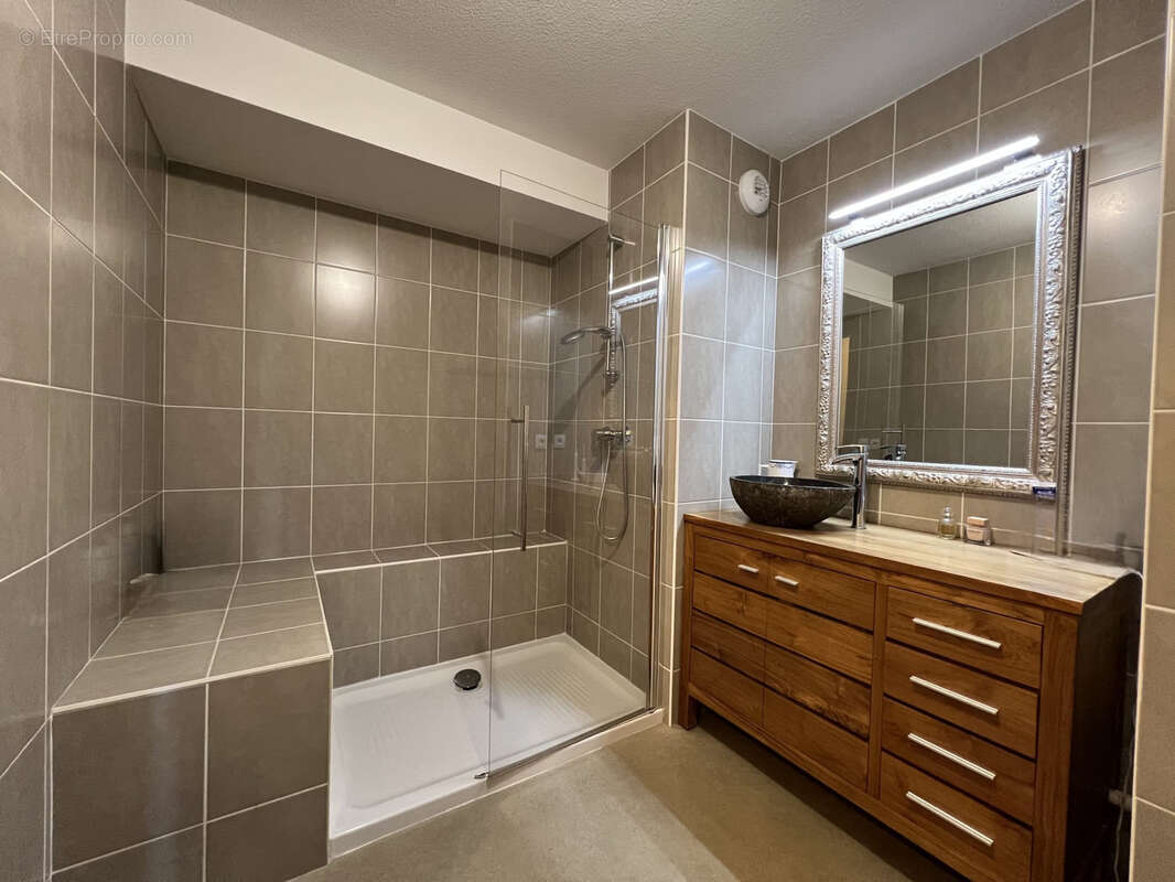 Appartement à VILLENAVE-D'ORNON