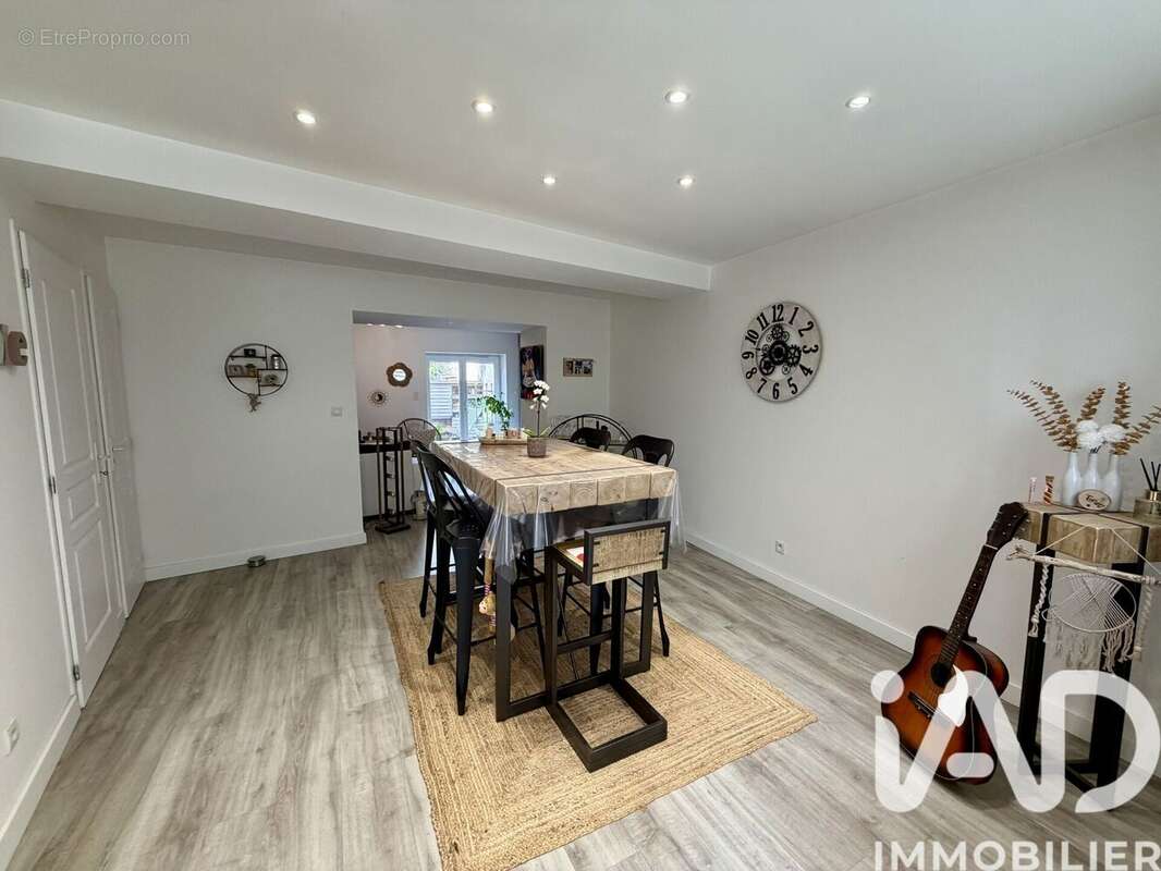 Photo 2 - Maison à AMBERIEU-EN-BUGEY