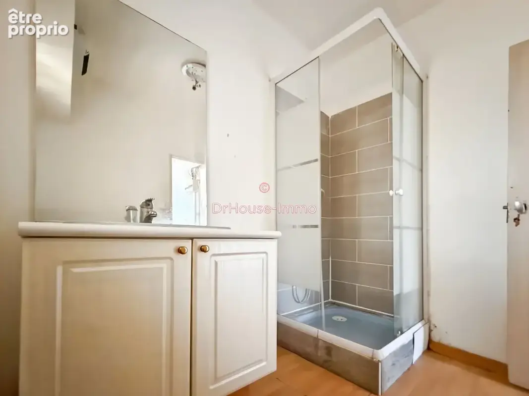 Appartement 3 pièces 47 m² à vendre à Brignoles (83170) - photo 9