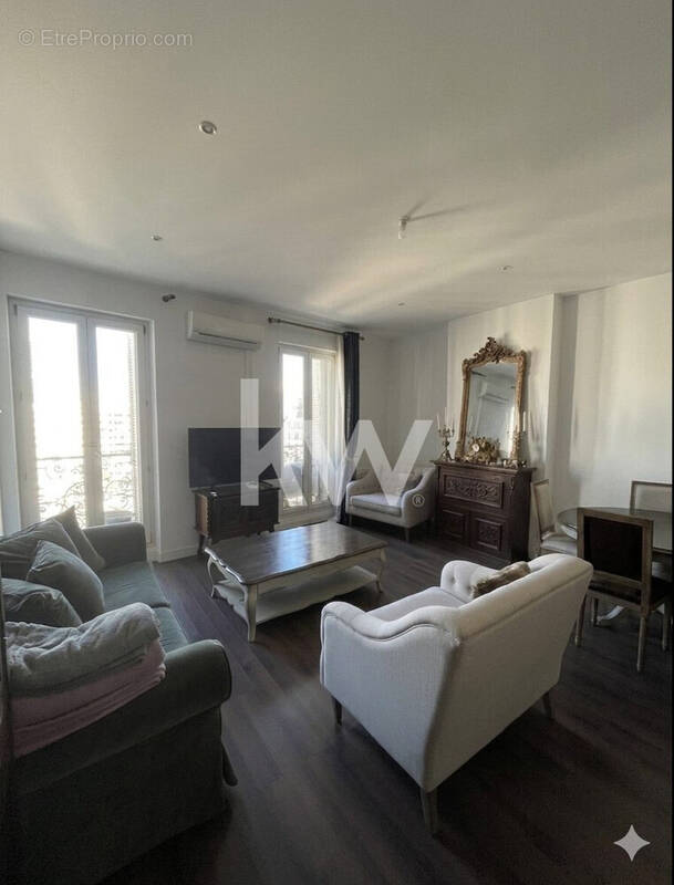 Appartement à MARSEILLE-2E