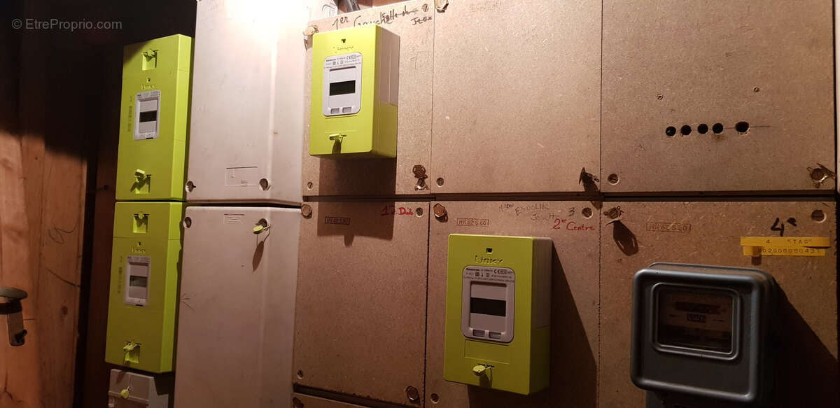 Maison à RIOM-ES-MONTAGNES