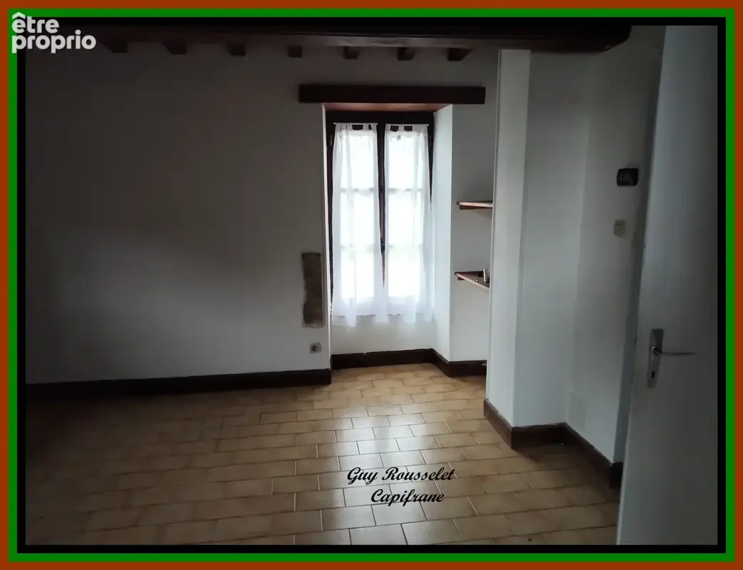 Propriete a vendre faite d'une maison, d'une grange, d'un grand terrain - photo 17