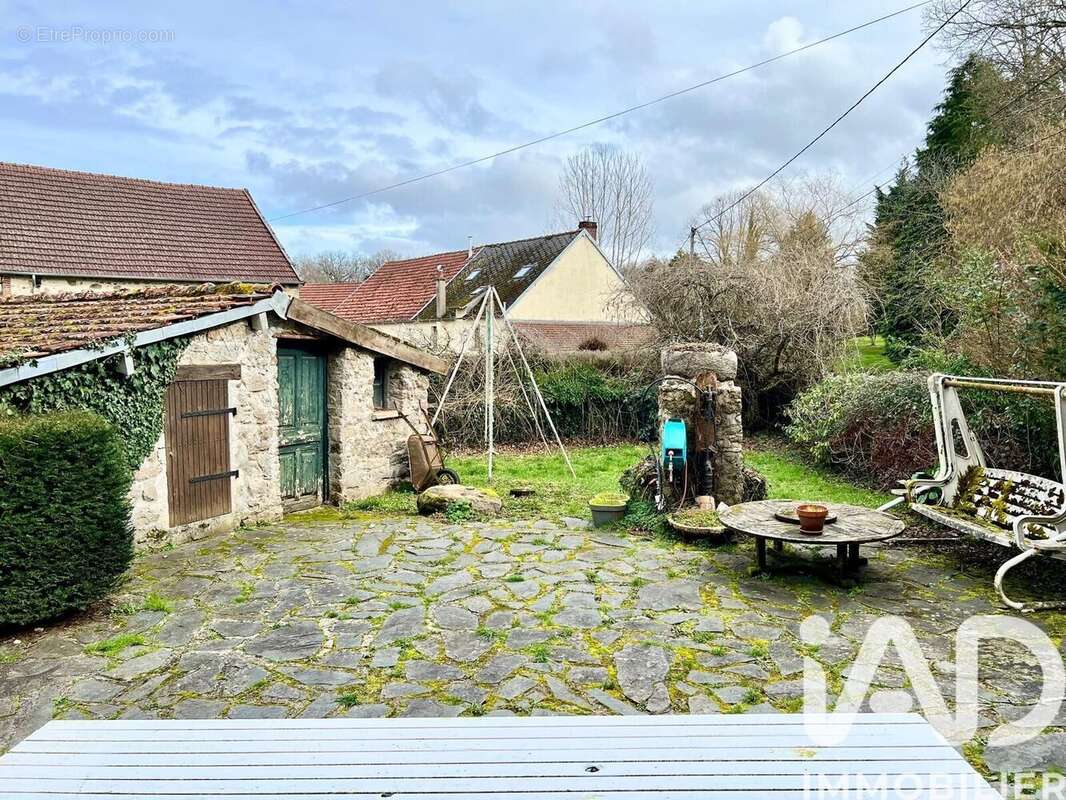 Photo 3 - Maison à FOLLES