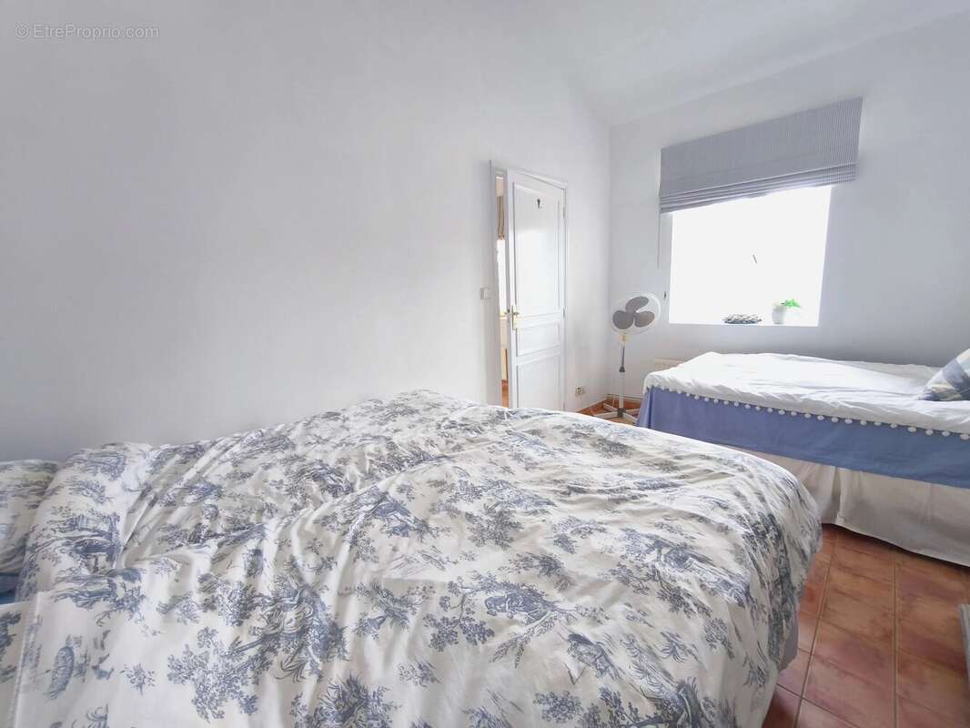 Charmant appartement en duplex de deux chambres au sein d'un magnifique domaine de château - photo 10
