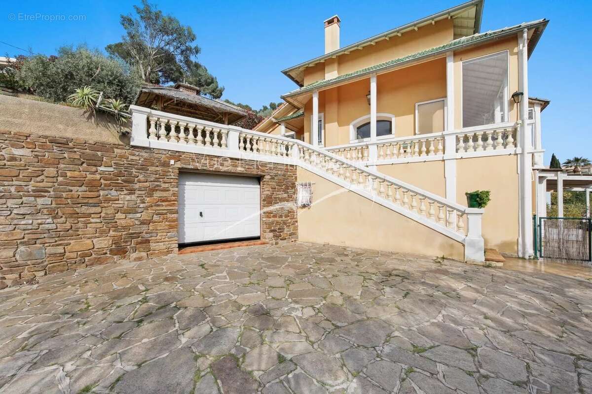 Maison à LE LAVANDOU