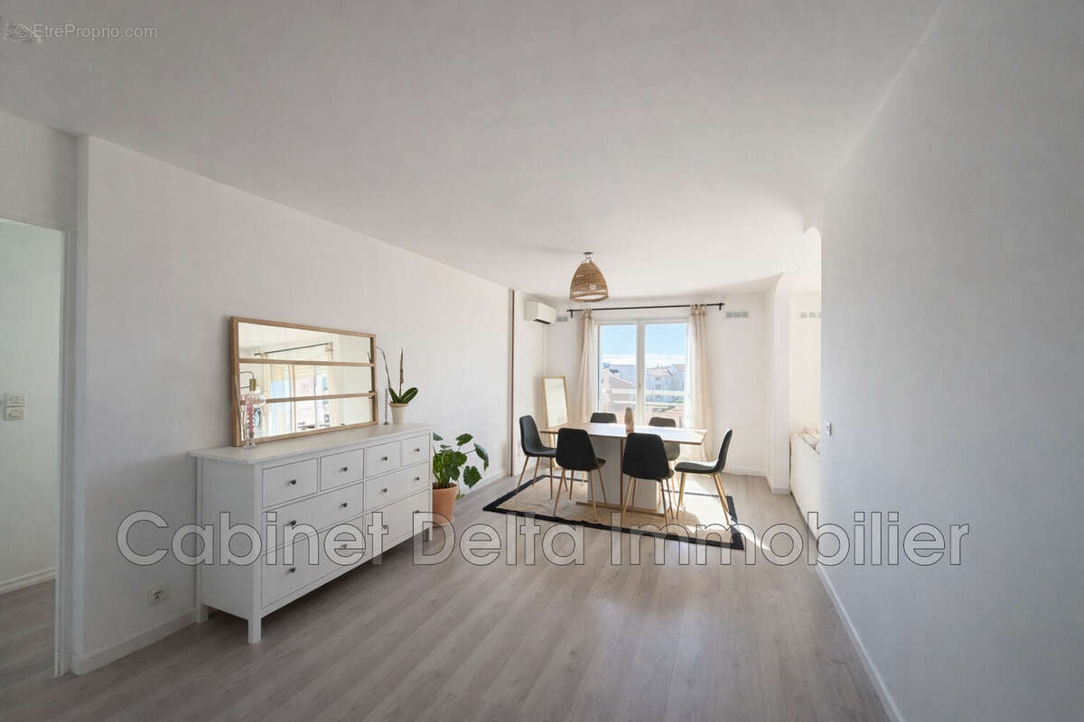 Appartement à SANARY-SUR-MER