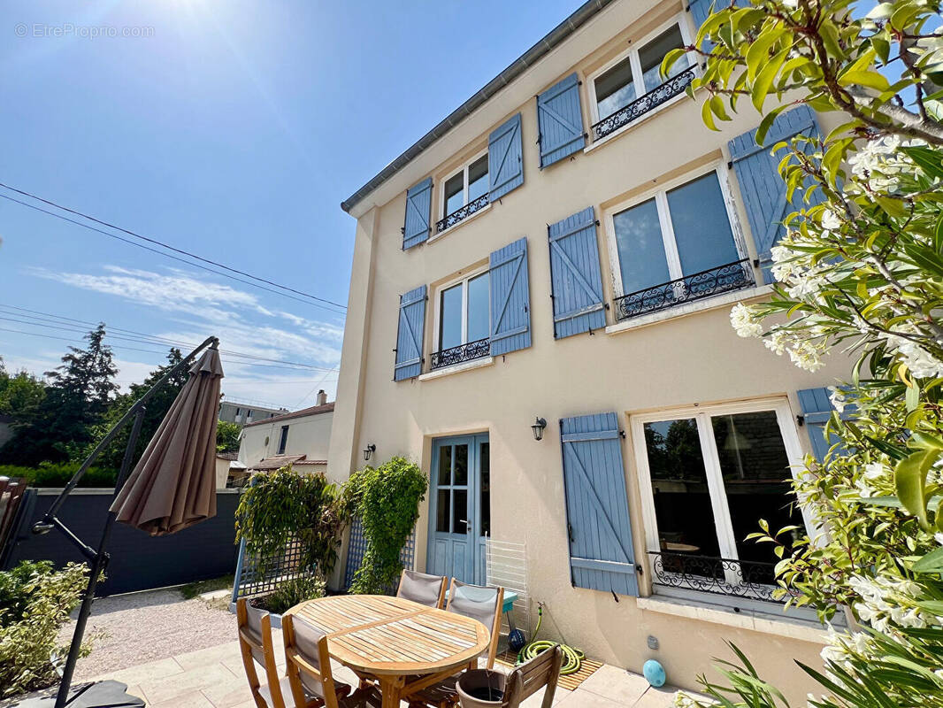 Maison à CONFLANS-SAINTE-HONORINE