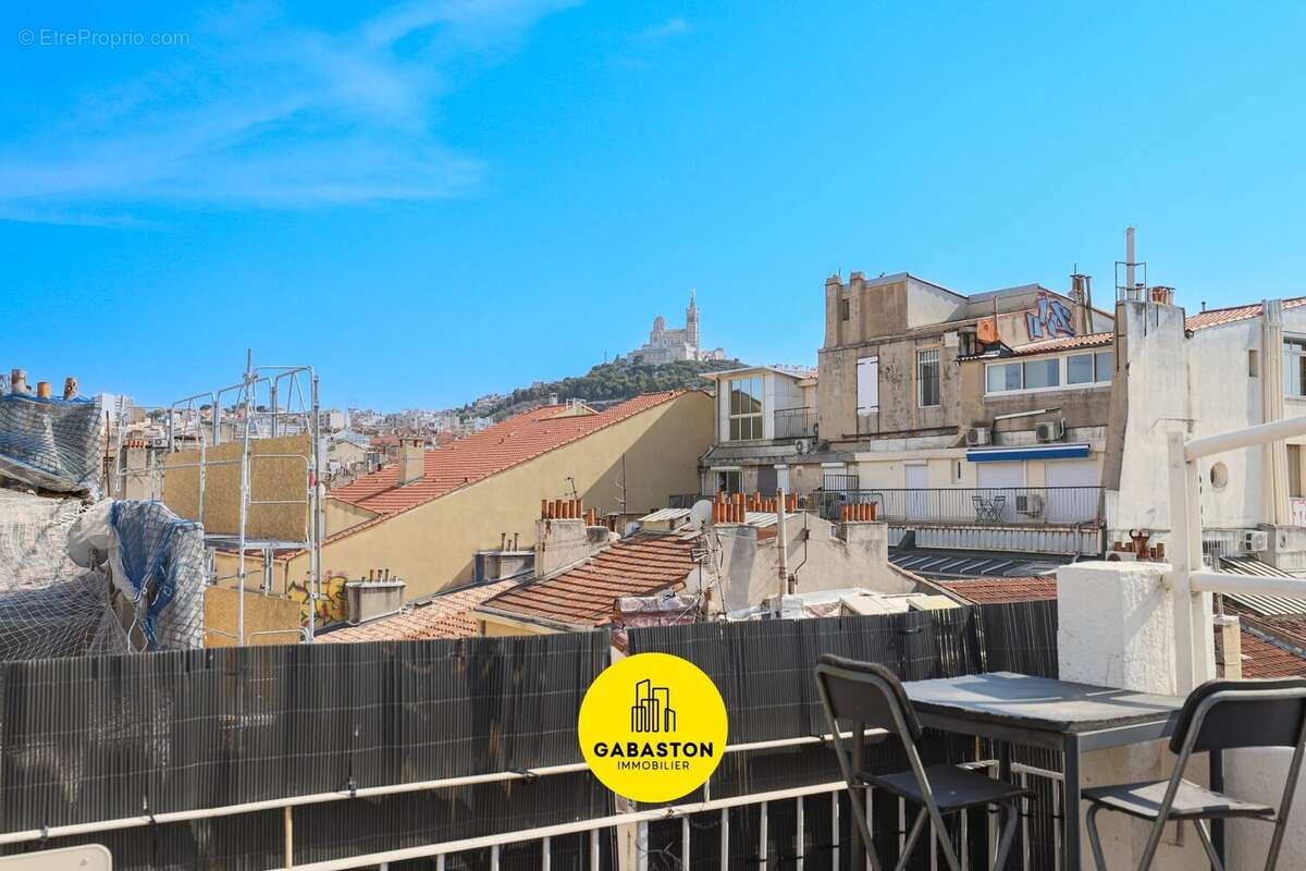 Appartement à MARSEILLE-1E