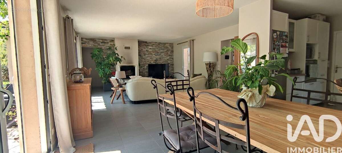 Photo 6 - Maison à LA CRAU