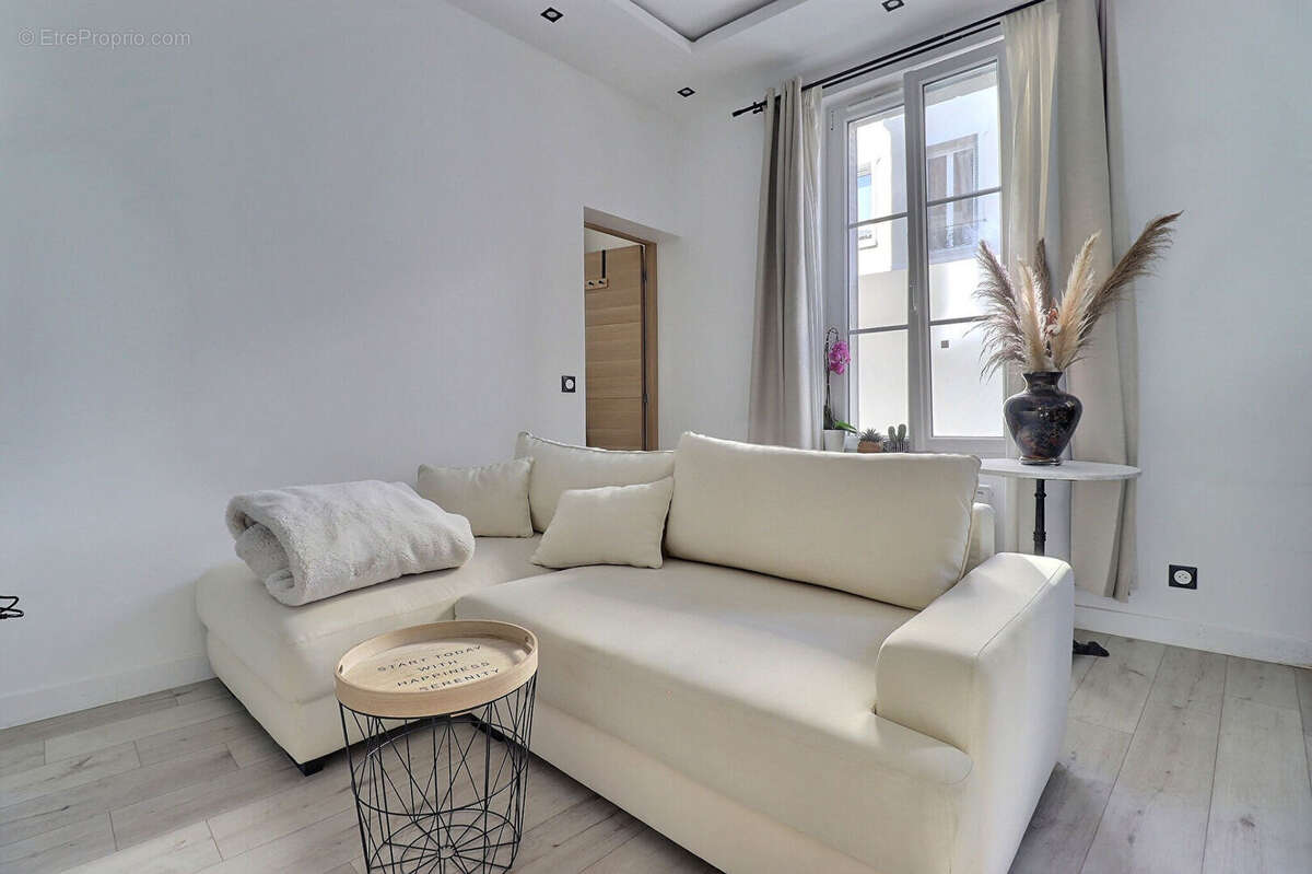 Appartement à COLOMBES