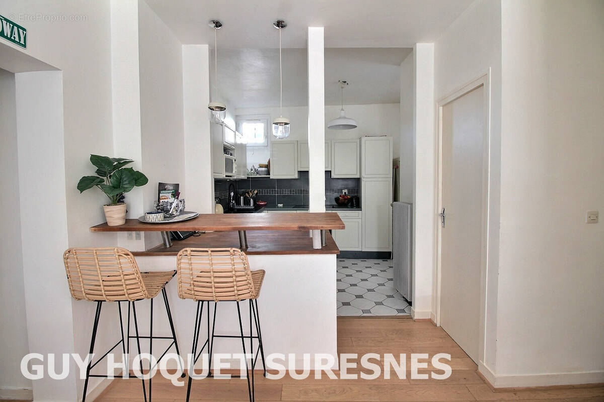 Appartement à SURESNES