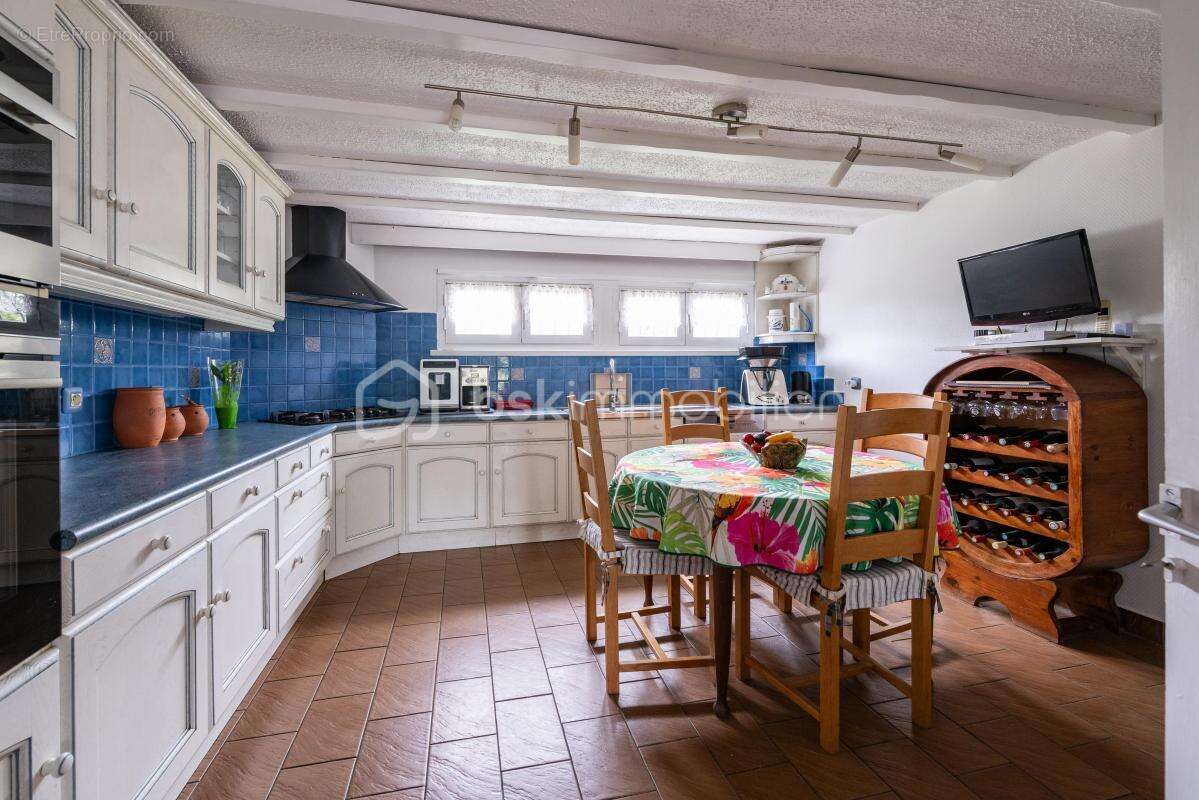 Maison à CROISSY-BEAUBOURG