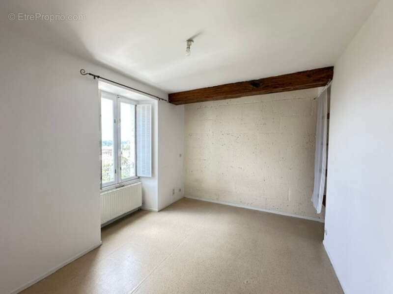 Immeuble de charme – Centre-ville d’Angoulême – Idéal résidence + investissement - photo 4