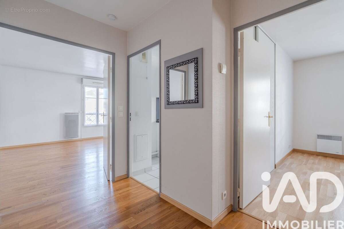 Photo 6 - Appartement à BUSSY-SAINT-GEORGES