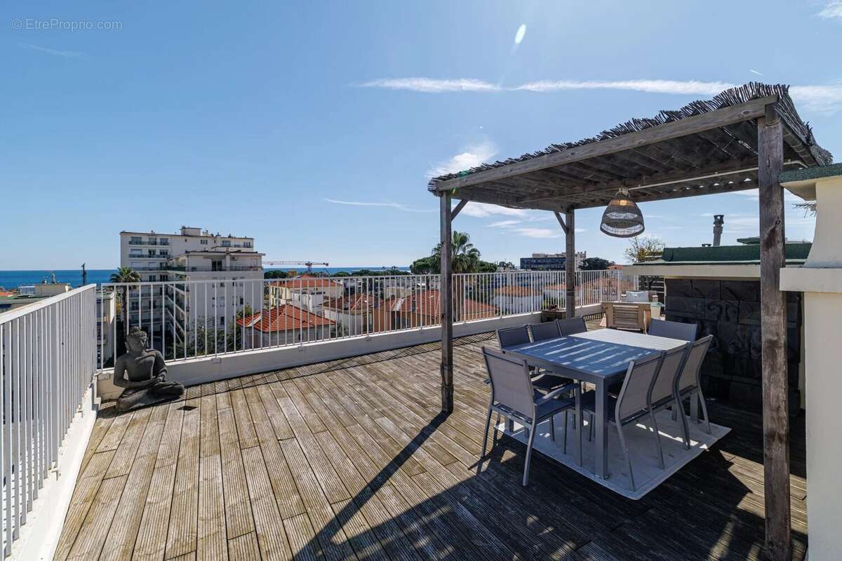 F5 nice - vue mer panoramique - toit terrasse - parc ferber - dernier étage - photo 3