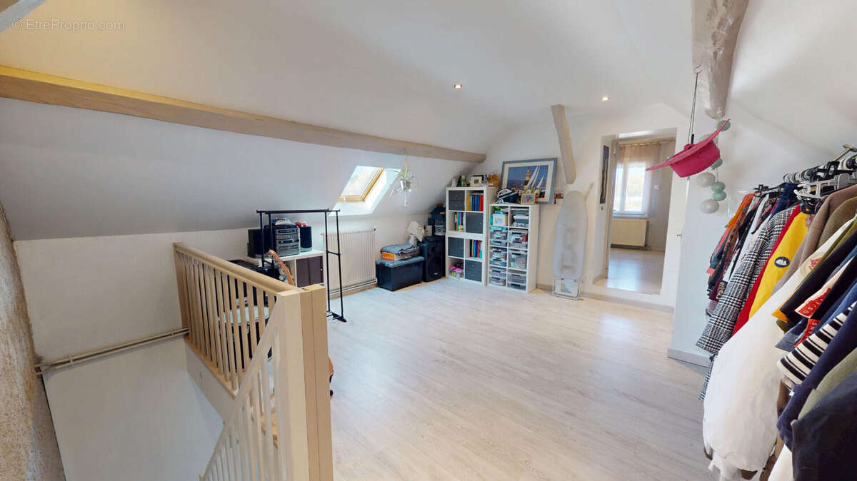 Maison à SAINT-DOULCHARD