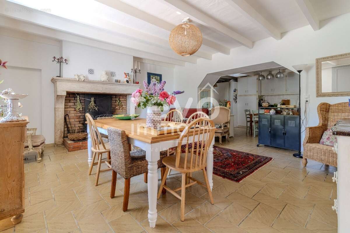 Maison à SAUVETERRE-DE-GUYENNE