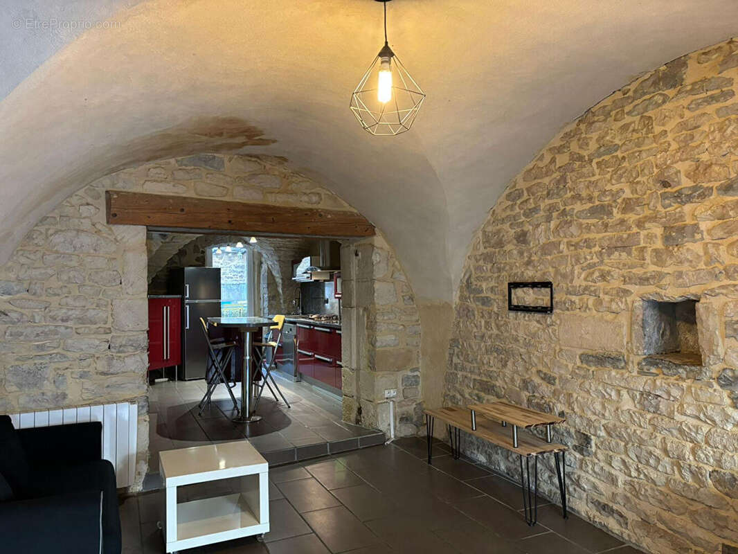 Maison à CALVISSON
