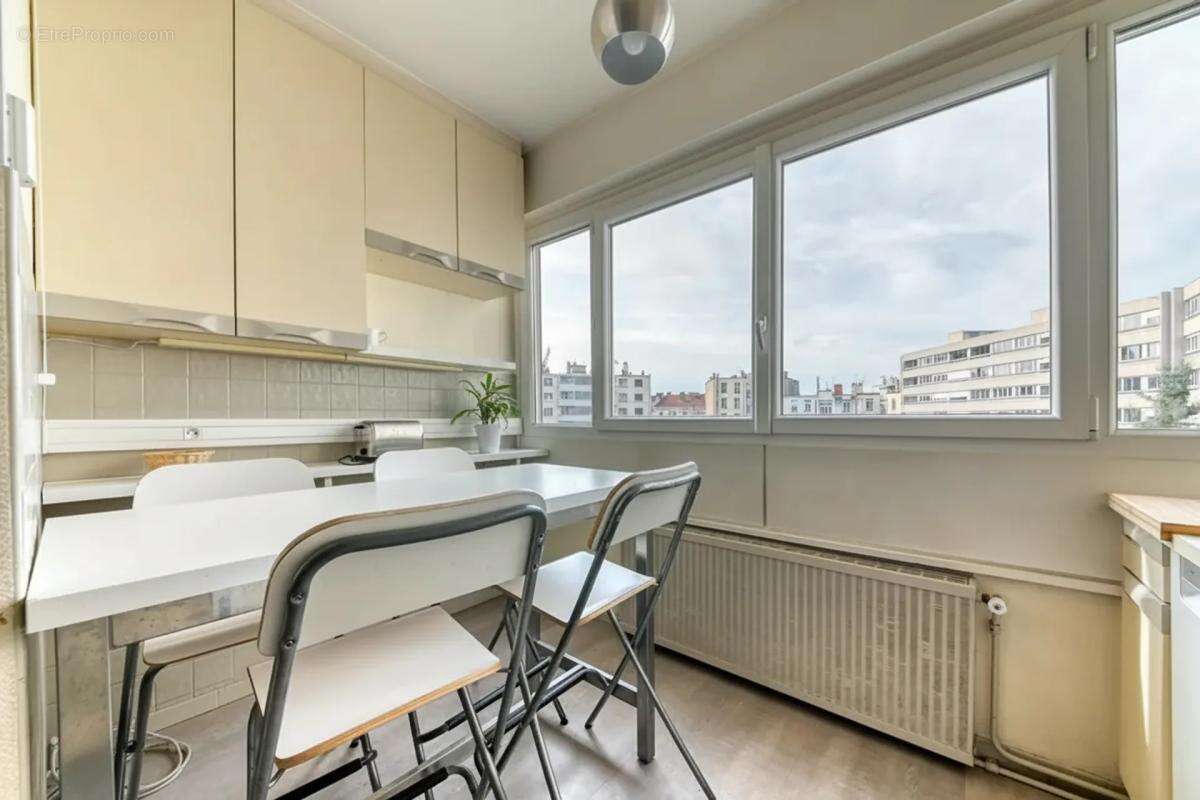 Appartement à LYON-7E
