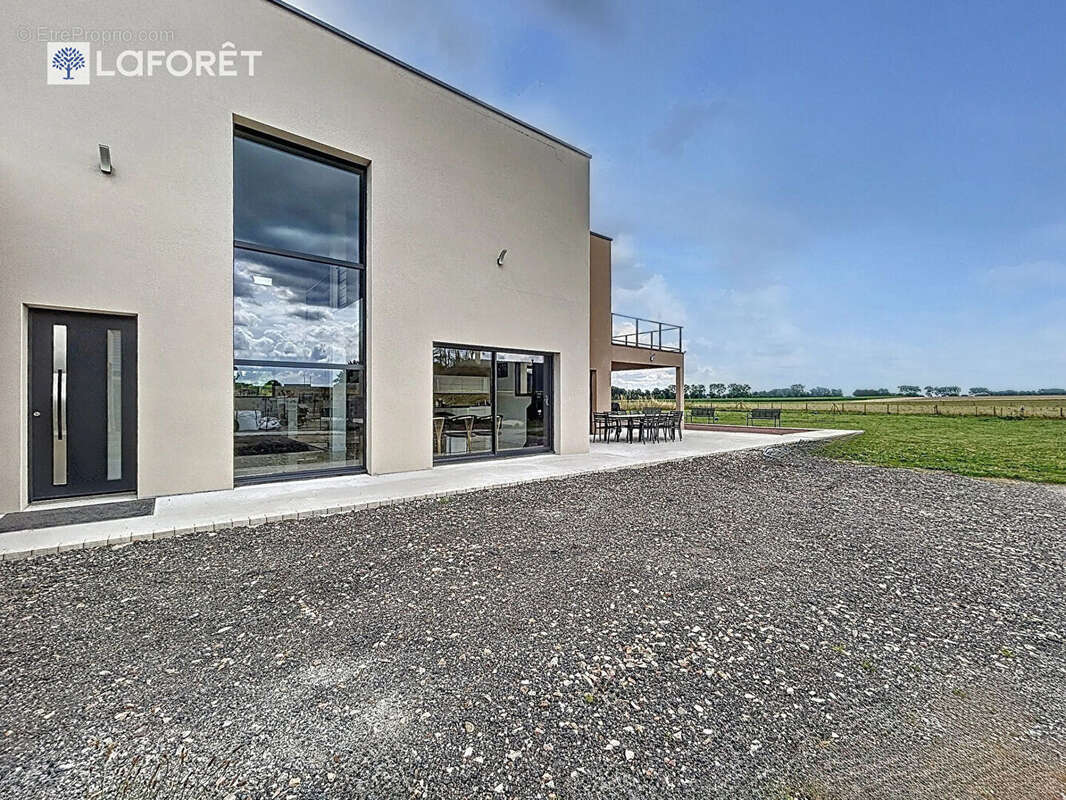Maison contemporaine - TERRES DE CAUX - 365 m² - photo 13
