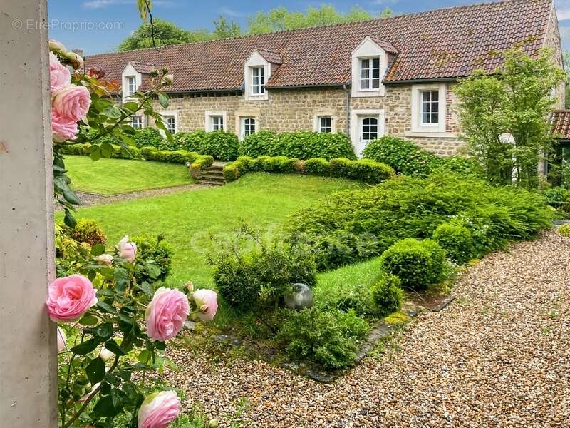 Maison à SAINT-LEONARD