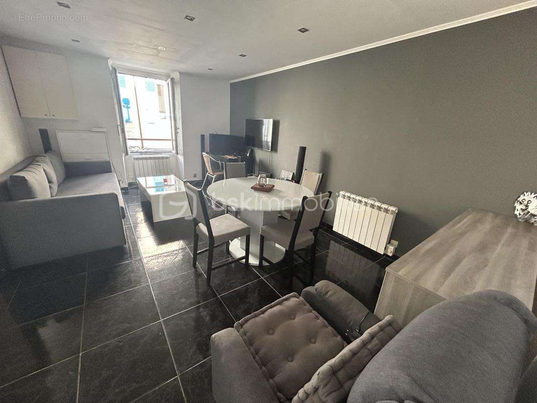 Appartement à VILLENEUVE-LE-ROI