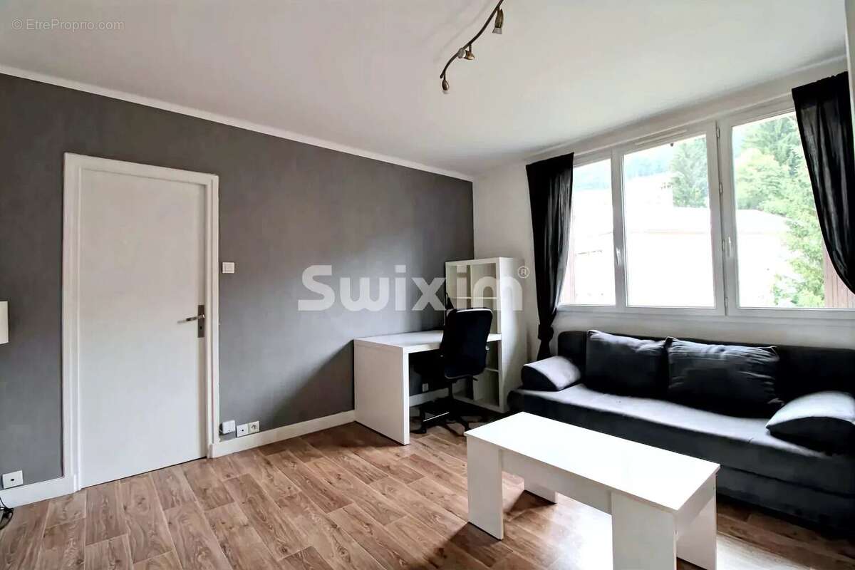 Appartement à LA MOUILLE