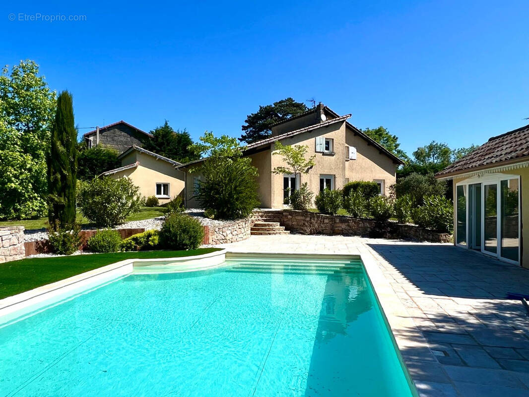 Maison à JARDIN