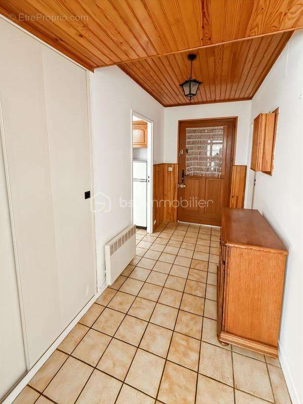 Maison à MOISSY-CRAMAYEL