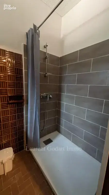 Maison en pierres avec dépendances - photo 7