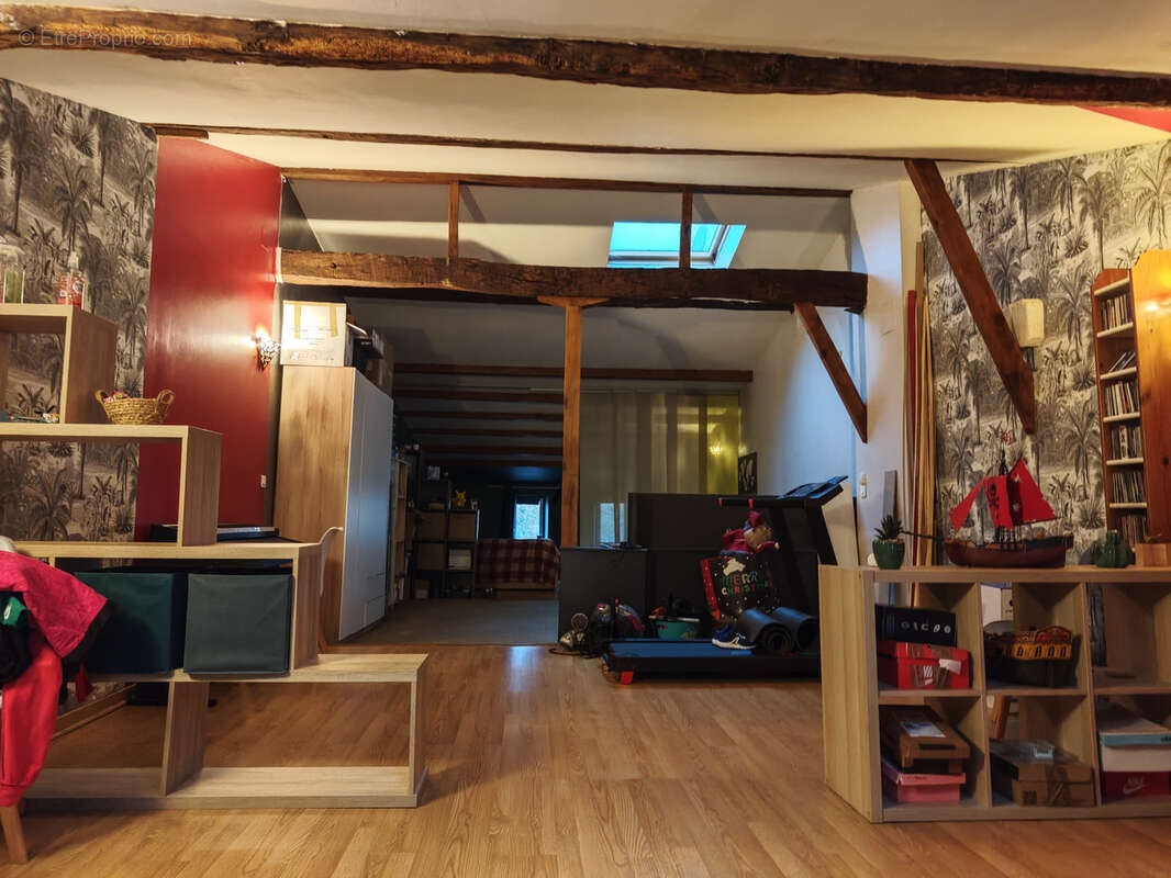 Maison à CHATEAUNEUF-SUR-CHARENTE