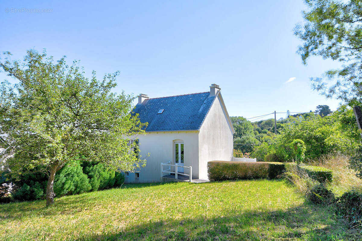 Maison à HOPITAL-CAMFROUT
