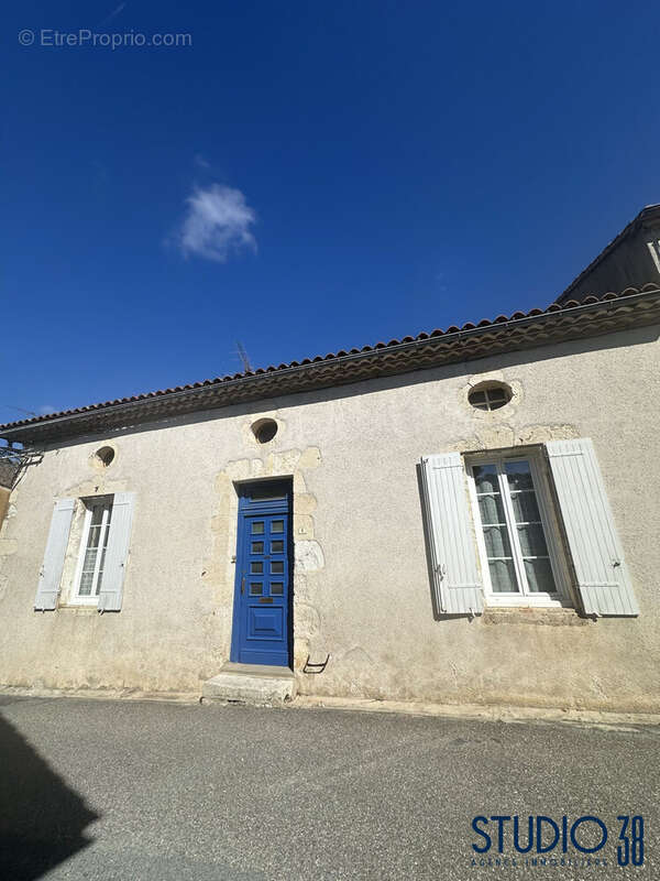 Maison 178 m² à Laroque-Timbaut  - photo 3