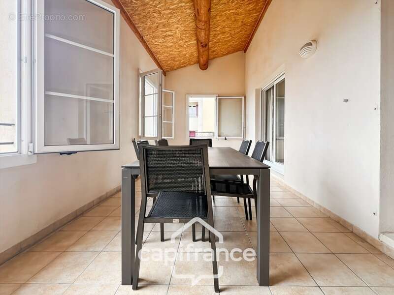 Appartement à MALLEMORT