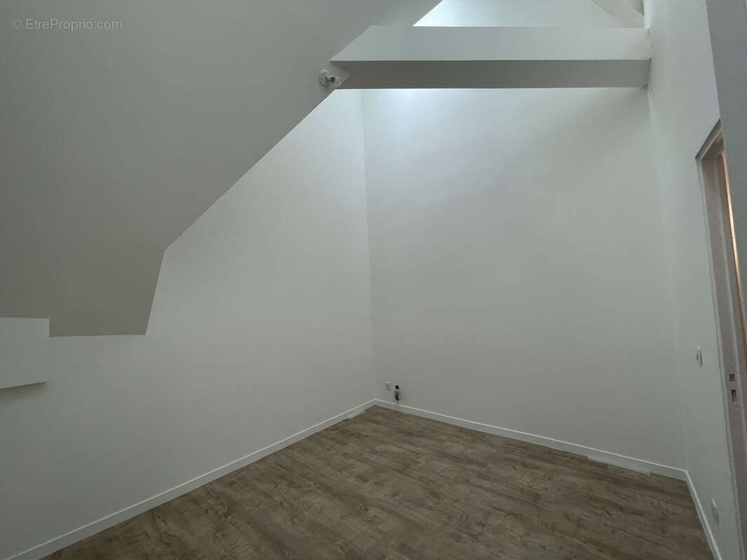 Appartement à VILLENEUVE-SAINT-GEORGES