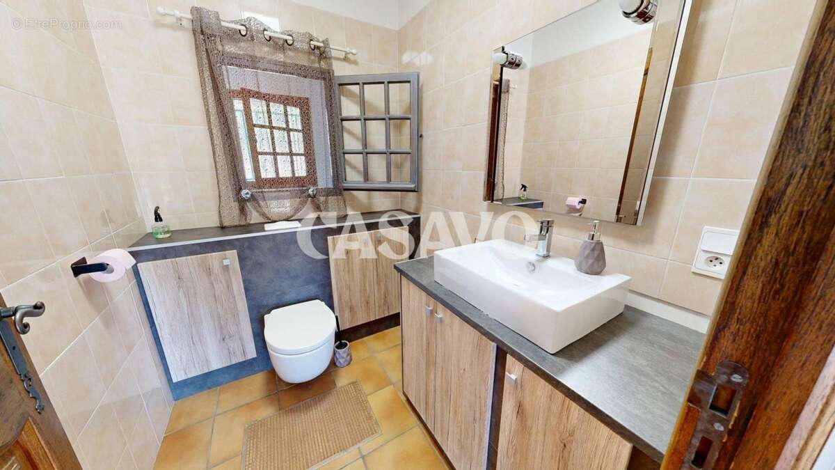 Maison à POURRIERES