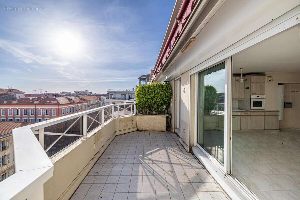 Appartement à NICE