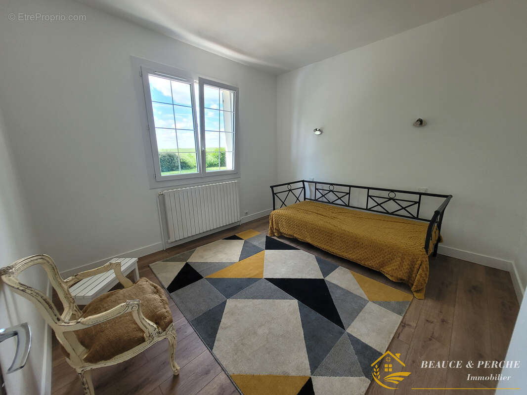 Maison à BROU