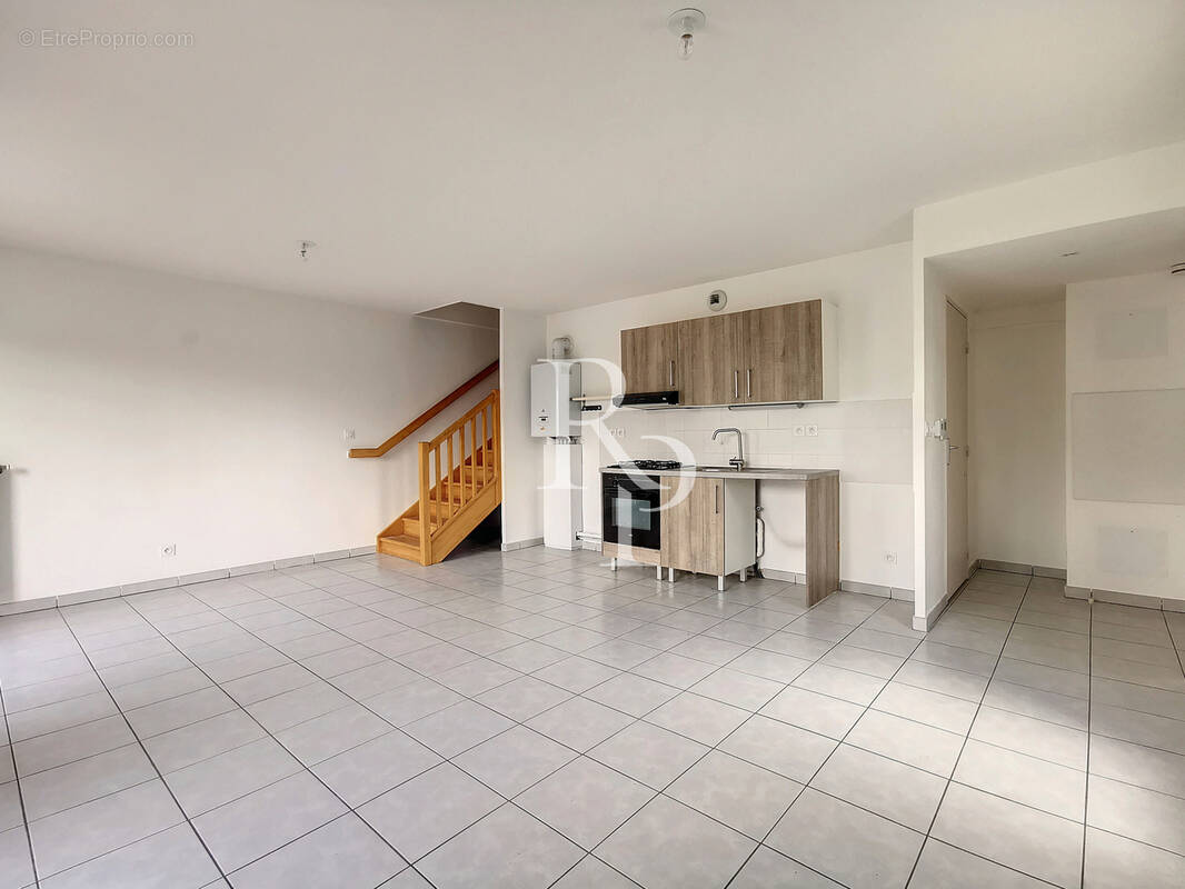Appartement à CRAPONNE