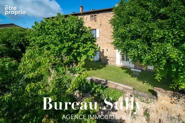 POLEYMIEUX-AU-MONT D'OR - Belle maison de caractère en pierres dorées T4 de 200m2 avec nombreuses dépendances - photo 11