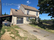Maison à DAVEZIEUX