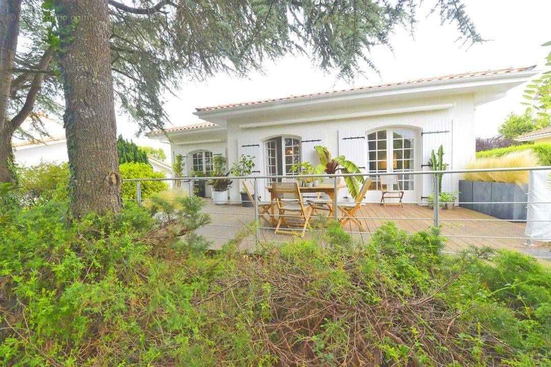 Maison à SAINT-GEORGES-DE-DIDONNE