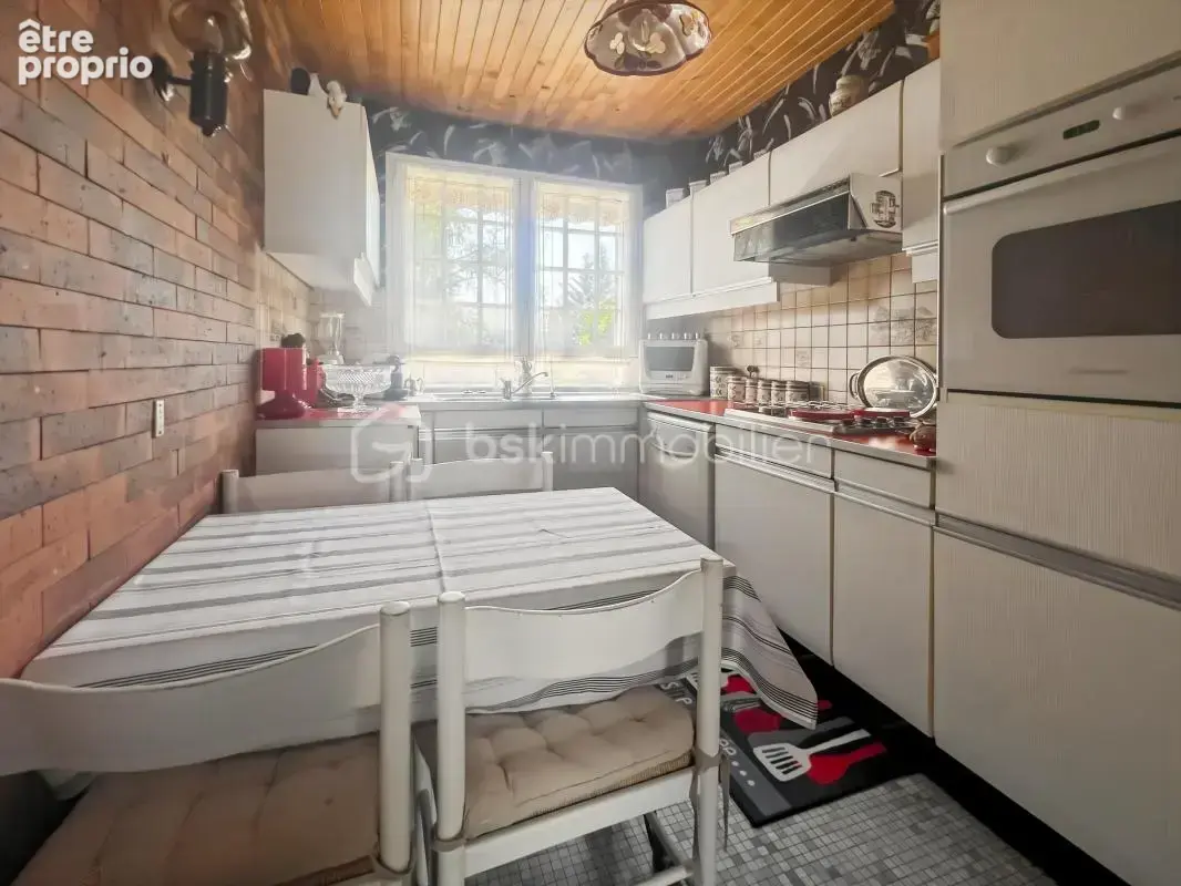 Maison d’architecte 105 m² – 3 ch. – Terrain 690 m² – Sous-sol total – Brétigny - photo 9