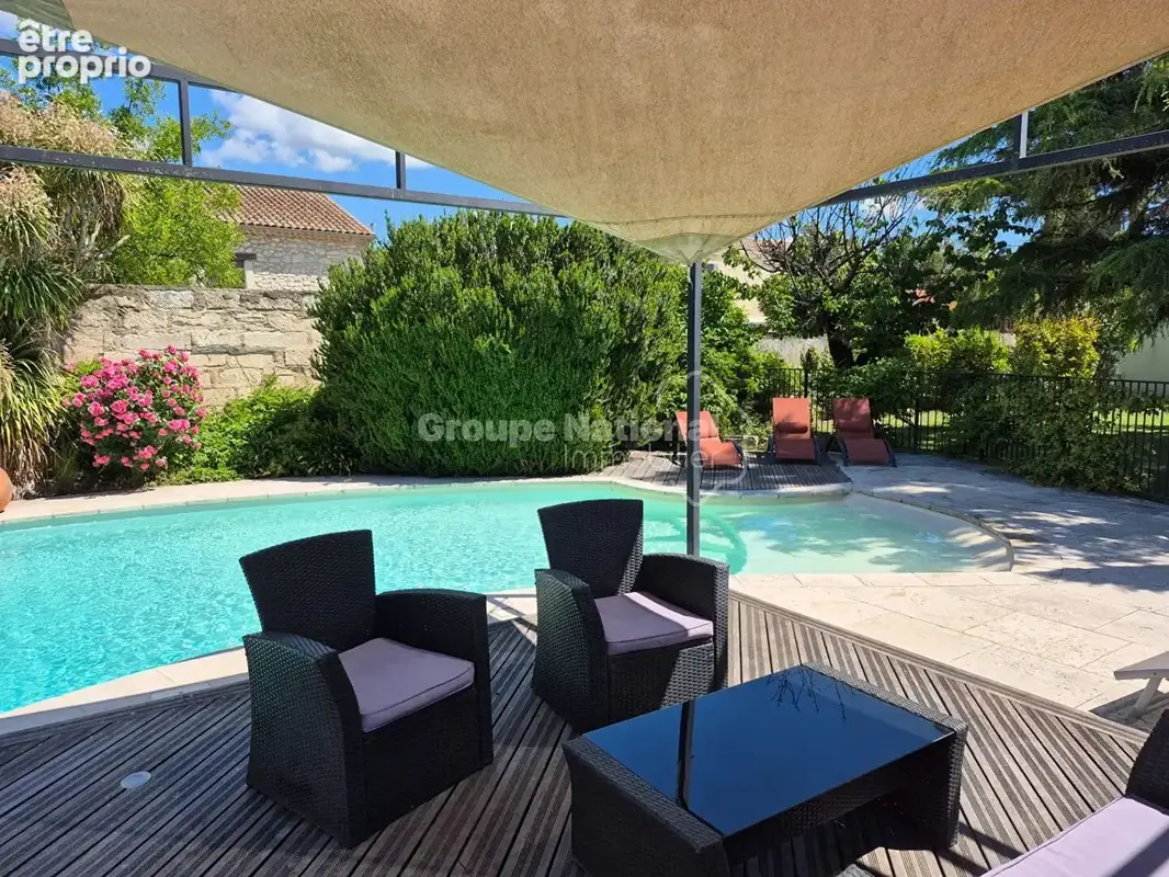 À vendre eyragues propriété de 398 m² avec 3 gîtes en activité, piscine , garages - photo 13