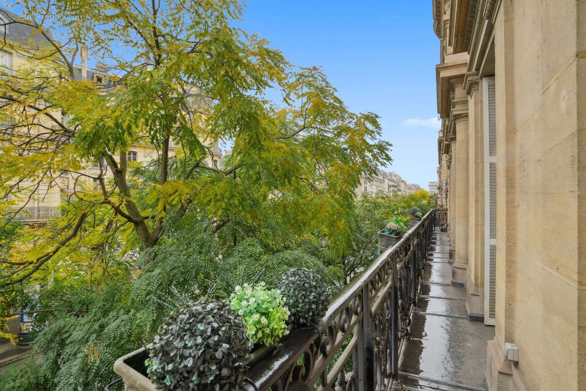 Wagram 75017 - 5 pieces - 149 m2 + balcon - photo 9