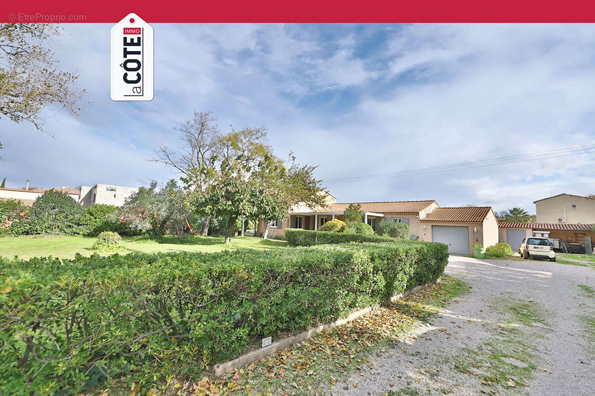 Maison à SAINT-VICTORET