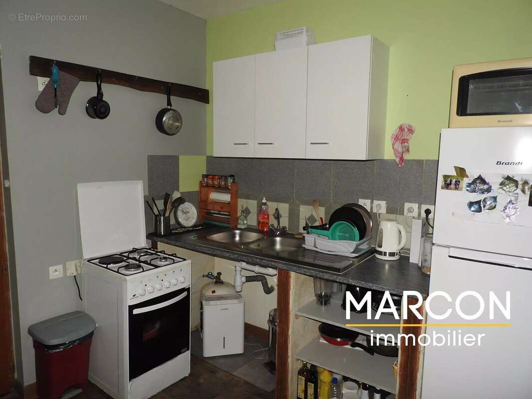 Maison à MOUTIER-ROZEILLE