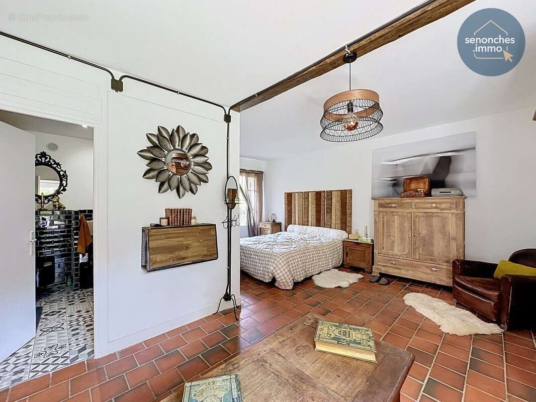 Ancien presbytère du XVIIIe siècle à vendre à Fontaines-Simon (28240)  Une demeure de caractère chargée d'histoire - photo 12